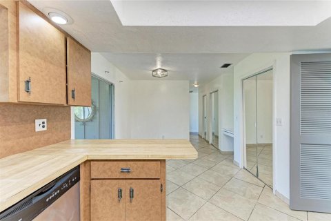 House in Bradenton, Florida 3 bedrooms, 192.49 sq.m. № 2238537 - photo 11