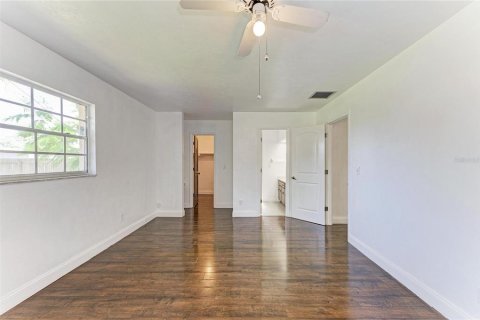 House in Bradenton, Florida 3 bedrooms, 192.49 sq.m. № 2238537 - photo 20