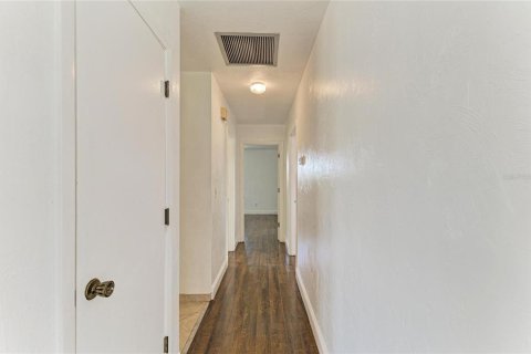 House in Bradenton, Florida 3 bedrooms, 192.49 sq.m. № 2238537 - photo 29