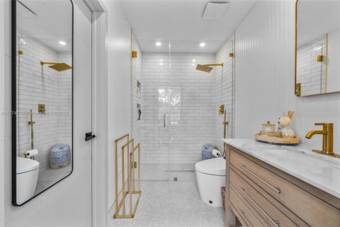 House in Palmetto Bay, Florida 5 bedrooms, 222.59 sq.m. № 2012241 - photo 21