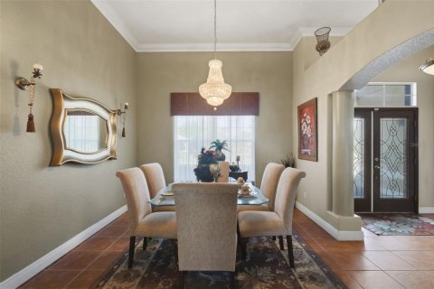 House in Sanford, Florida 5 bedrooms, 311.04 sq.m. № 2112985 - photo 10