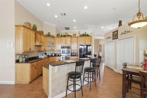 House in Sanford, Florida 5 bedrooms, 311.04 sq.m. № 2112985 - photo 16