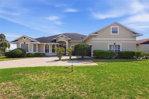 Villa ou maison à Sanford, Floride 5 chambres, 311.04 m2 № 2112985