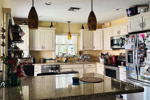 House in Homestead, Florida 2 bedrooms, 108.79 sq.m. № 1752874 - photo 3