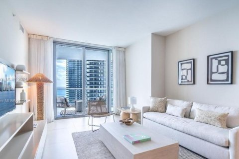Copropriété à louer à Hollywood, Floride: 1 chambre, 79.15 m2 № 1867849 - photo 4