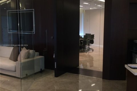 Propiedad comercial en venta en Aventura, Florida № 1959658 - foto 6