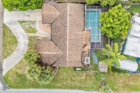 Villa ou maison à vendre à Port Richey, Floride: 2 chambres, 114.64 m2 № 2410140 - photo 4