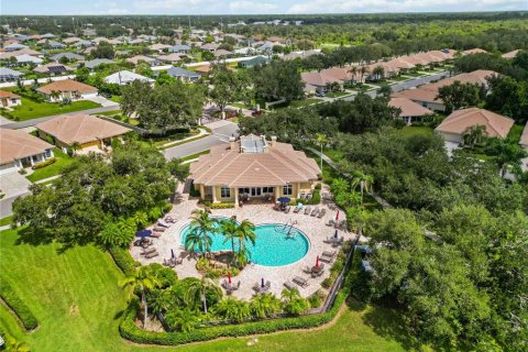 Casa en alquiler en North Port, Florida, 4 dormitorios, 189.06 m2 № 1916289 - foto 10