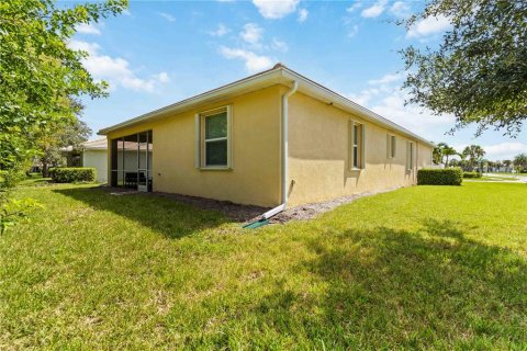 Casa en alquiler en North Port, Florida, 4 dormitorios, 189.06 m2 № 1916289 - foto 6