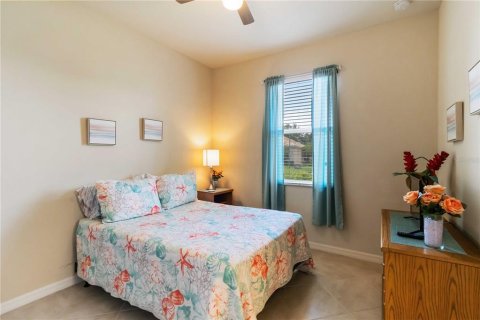 Casa en alquiler en North Port, Florida, 4 dormitorios, 189.06 m2 № 1916289 - foto 29