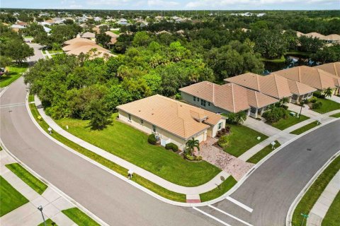 Casa en alquiler en North Port, Florida, 4 dormitorios, 189.06 m2 № 1916289 - foto 12