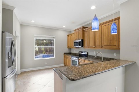 Villa ou maison à louer à Bradenton, Floride: 2 chambres, 107.4 m2 № 2408942 - photo 8
