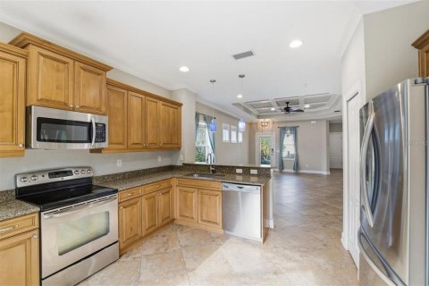 Villa ou maison à louer à Bradenton, Floride: 2 chambres, 107.4 m2 № 2408942 - photo 6
