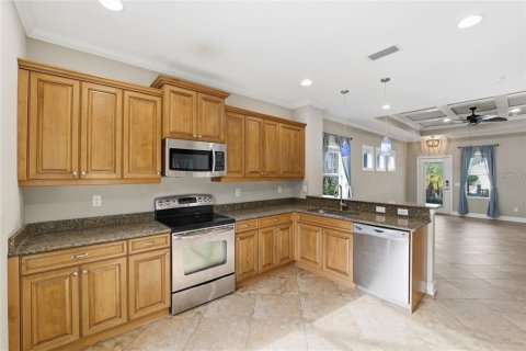 Villa ou maison à louer à Bradenton, Floride: 2 chambres, 107.4 m2 № 2408942 - photo 5