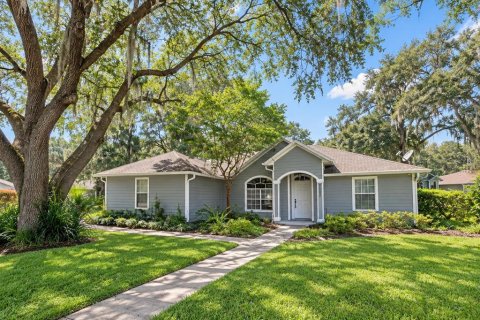 Villa ou maison à Gainesville, Floride 3 chambres, 123.28 m2 № 2354225