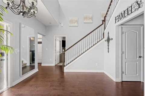 House in Wimauma, Florida 5 bedrooms, 352.94 sq.m. № 2226237 - photo 6