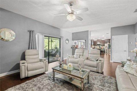 House in Wimauma, Florida 5 bedrooms, 352.94 sq.m. № 2226237 - photo 21