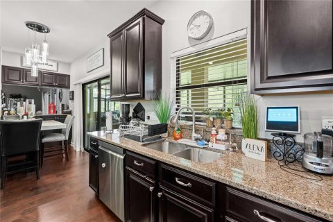 House in Wimauma, Florida 5 bedrooms, 352.94 sq.m. № 2226237 - photo 16