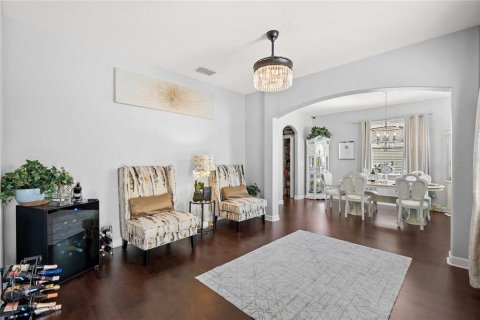 House in Wimauma, Florida 5 bedrooms, 352.94 sq.m. № 2226237 - photo 8