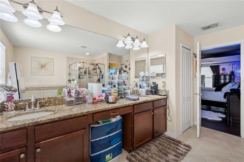 House in Wimauma, Florida 5 bedrooms, 352.94 sq.m. № 2226237 - photo 29