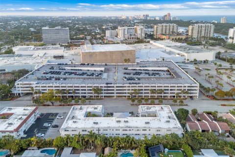 Condo in Fort Lauderdale, Florida, 1 bedroom № 2029939 - photo 23