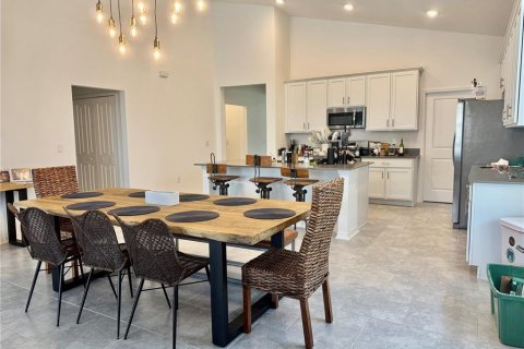 House in Edgewater, Florida 4 bedrooms, 225.66 sq.m. № 1747452 - photo 6
