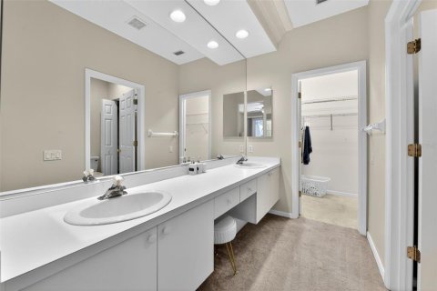 Villa ou maison à vendre à Bradenton, Floride: 2 chambres, 121.52 m2 № 1918289 - photo 12