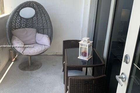 Condo in Miami Beach, Florida, 1 bedroom  № 2041571 - photo 7