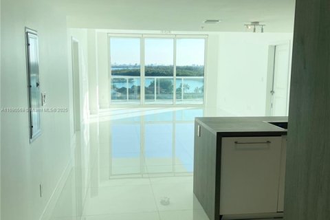 Купить кондоминиум в Санни-Айлс-Бич, Флорида 2 спальни, 144.28м2, № 1812386 - фото 3