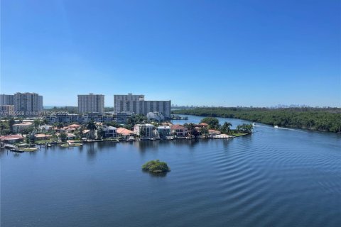 Купить кондоминиум в Санни-Айлс-Бич, Флорида 2 спальни, 144.28м2, № 1812386 - фото 1