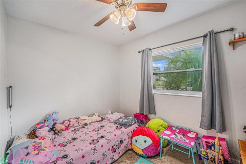 Casa en venta en Pinellas Park, Florida, 4 dormitorios, 168.99 m2 № 1678985 - foto 22