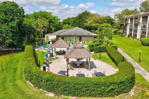 Купить кондоминиум в Лодерхилл, Флорида 2 спальни, 102.19м2, № 1890166 - фото 24