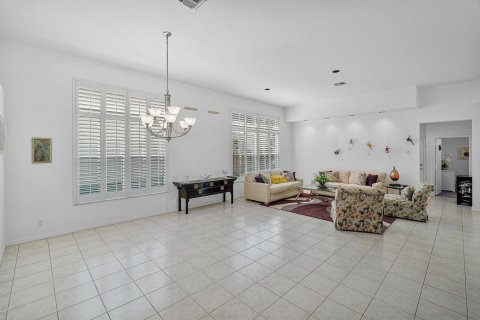 House in Boca Raton, Florida 3 bedrooms, 218.32 sq.m. № 2435509 - photo 8