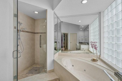 House in Boca Raton, Florida 3 bedrooms, 218.32 sq.m. № 2435509 - photo 26