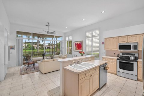 House in Boca Raton, Florida 3 bedrooms, 218.32 sq.m. № 2435509 - photo 9