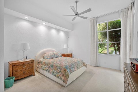 House in Boca Raton, Florida 3 bedrooms, 218.32 sq.m. № 2435509 - photo 22
