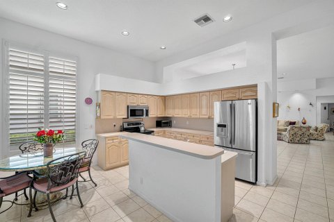 House in Boca Raton, Florida 3 bedrooms, 218.32 sq.m. № 2435509 - photo 17