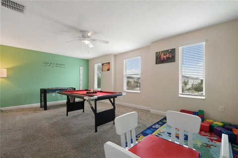 House in Davenport, Florida 8 bedrooms, 364.36 sq.m. № 1202928 - photo 24