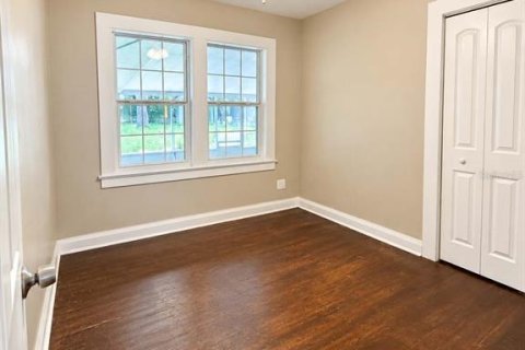 House in Lake Wales, Florida 3 bedrooms, 75.81 sq.m. № 2393920 - photo 6