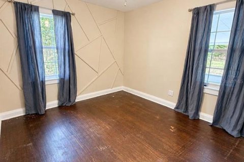 House in Lake Wales, Florida 3 bedrooms, 75.81 sq.m. № 2393920 - photo 9