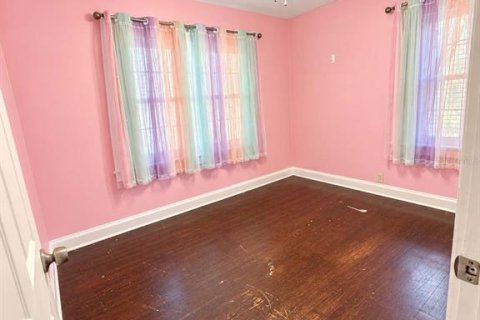 House in Lake Wales, Florida 3 bedrooms, 75.81 sq.m. № 2393920 - photo 8
