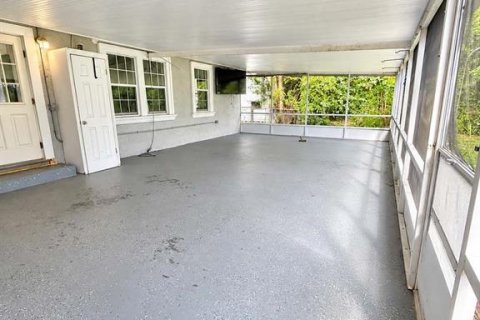 House in Lake Wales, Florida 3 bedrooms, 75.81 sq.m. № 2393920 - photo 12