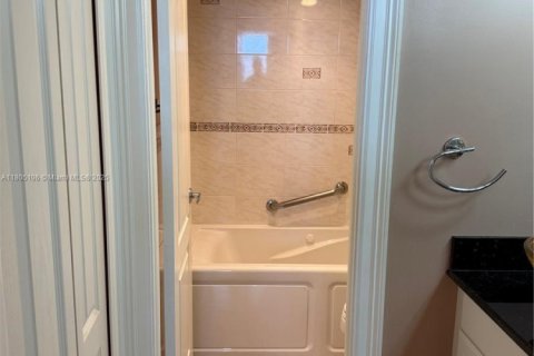 Купить кондоминиум в Дейви, Флорида 2 спальни, 102.19м2, № 1739787 - фото 18