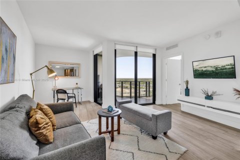Condo in Miami, Florida, 1 bedroom  № 1800768 - photo 20