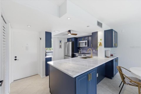 Condominio en venta en Clearwater, Florida, 1 dormitorio, 75.25 m2 № 2107591 - foto 6