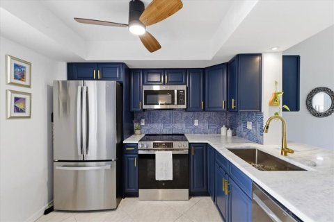 Condominio en venta en Clearwater, Florida, 1 dormitorio, 75.25 m2 № 2107591 - foto 2