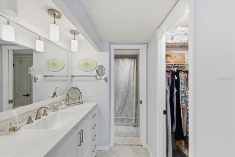 Condominio en venta en Clearwater, Florida, 1 dormitorio, 75.25 m2 № 2107591 - foto 17