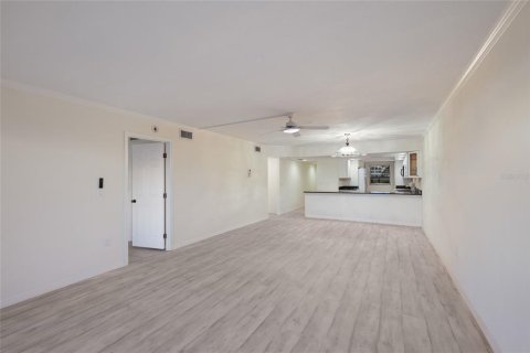 Condo in Bradenton, Florida, 2 bedrooms  № 2149799 - photo 15