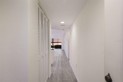 Condo in Bradenton, Florida, 2 bedrooms  № 2149799 - photo 4