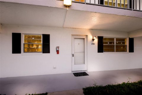 Condo in Bradenton, Florida, 2 bedrooms  № 2149799 - photo 2